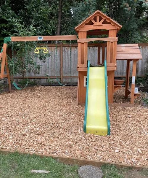 Installation of pavers. Retaining wall. Children's play area and installation of lights in Snohomish 